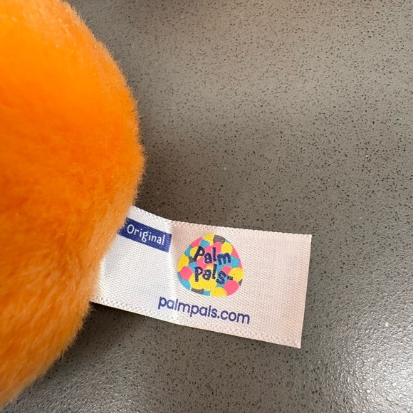 PalmPals Plush Carrots - Picture 2 of 2